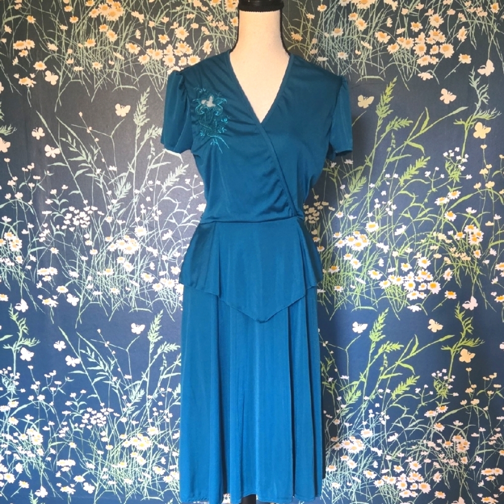 Vintage Teal V-Neck Dress